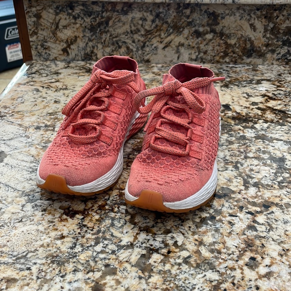 No bull womens shoe